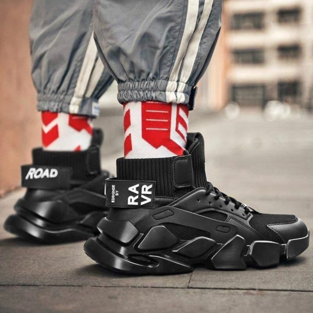 Men’s Techwear Sneakers